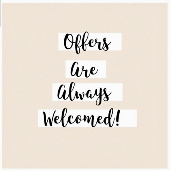 Betsey Johnson Gold Tone Christmas Red & Green Gummy Bear Charm Bracelet - Picture 7 of 7